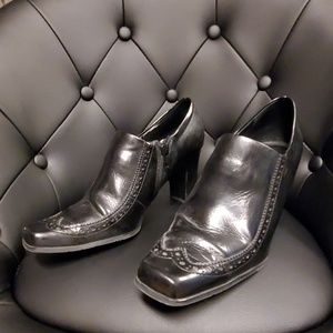 Franco Sarto heels black wing tip